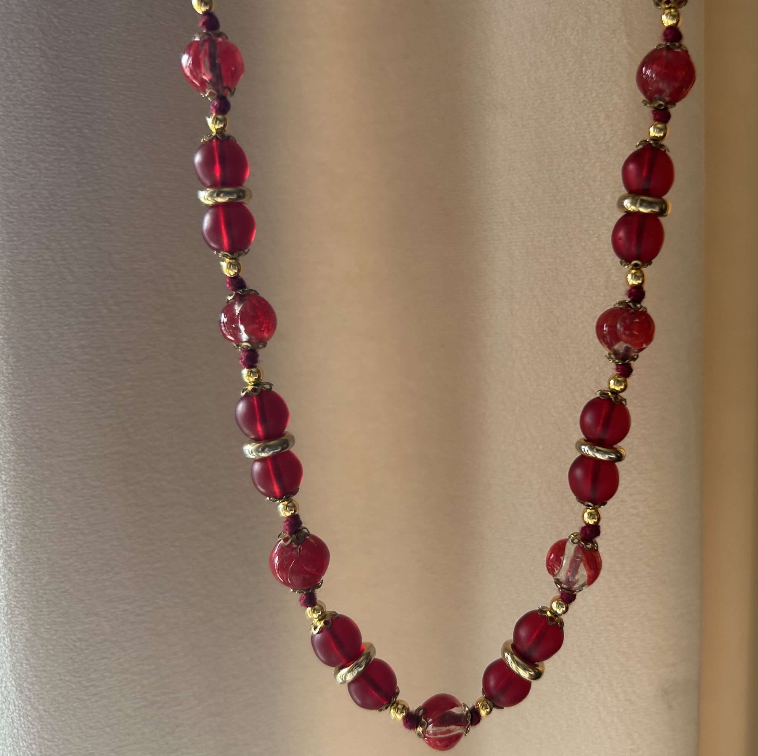 Korale Murano Millefiori granat - obrazek 2